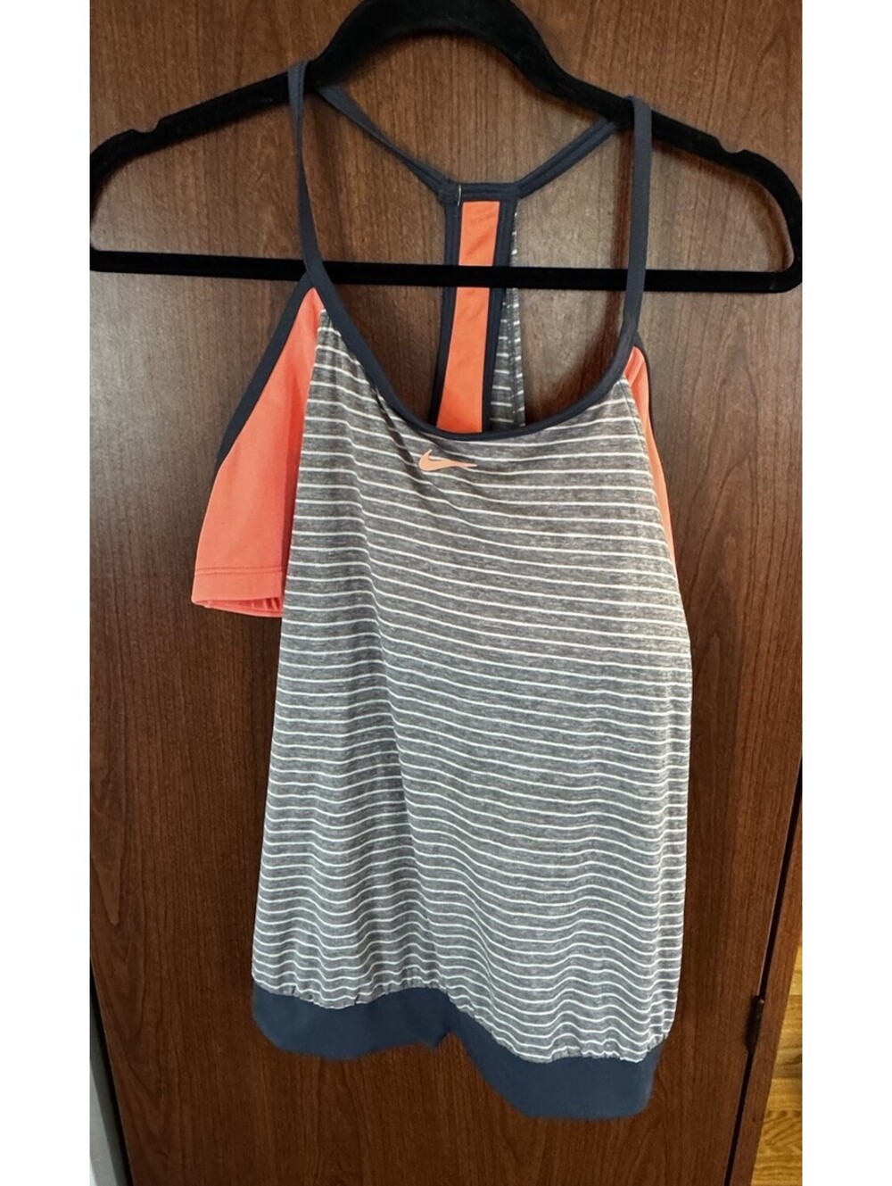 Nike Womens XL Tank Top Built In Sports Bra Racerback Striped Orange Gray